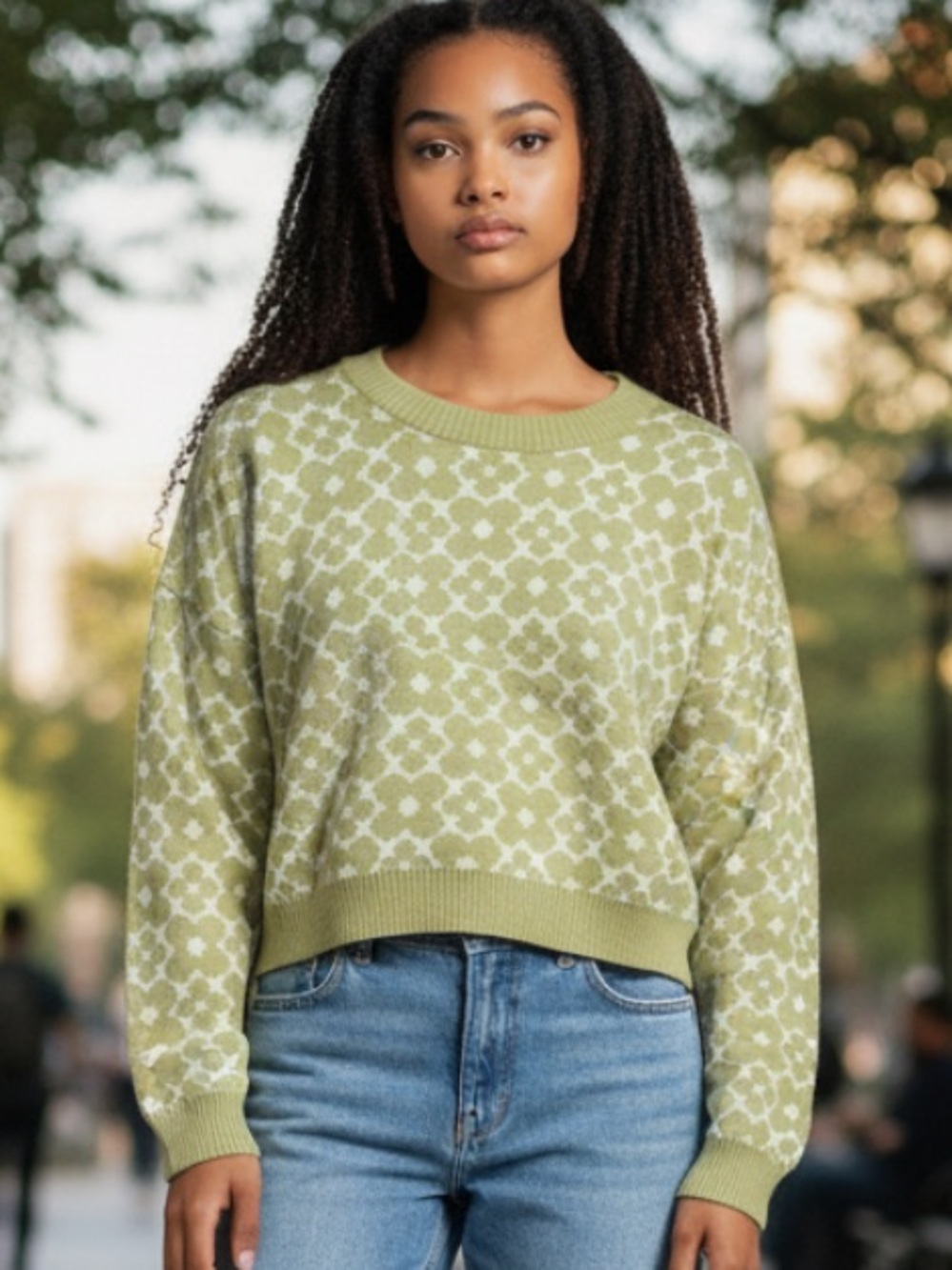 Hollister Lime Green and White Geometric Daisy Crewneck Sweater